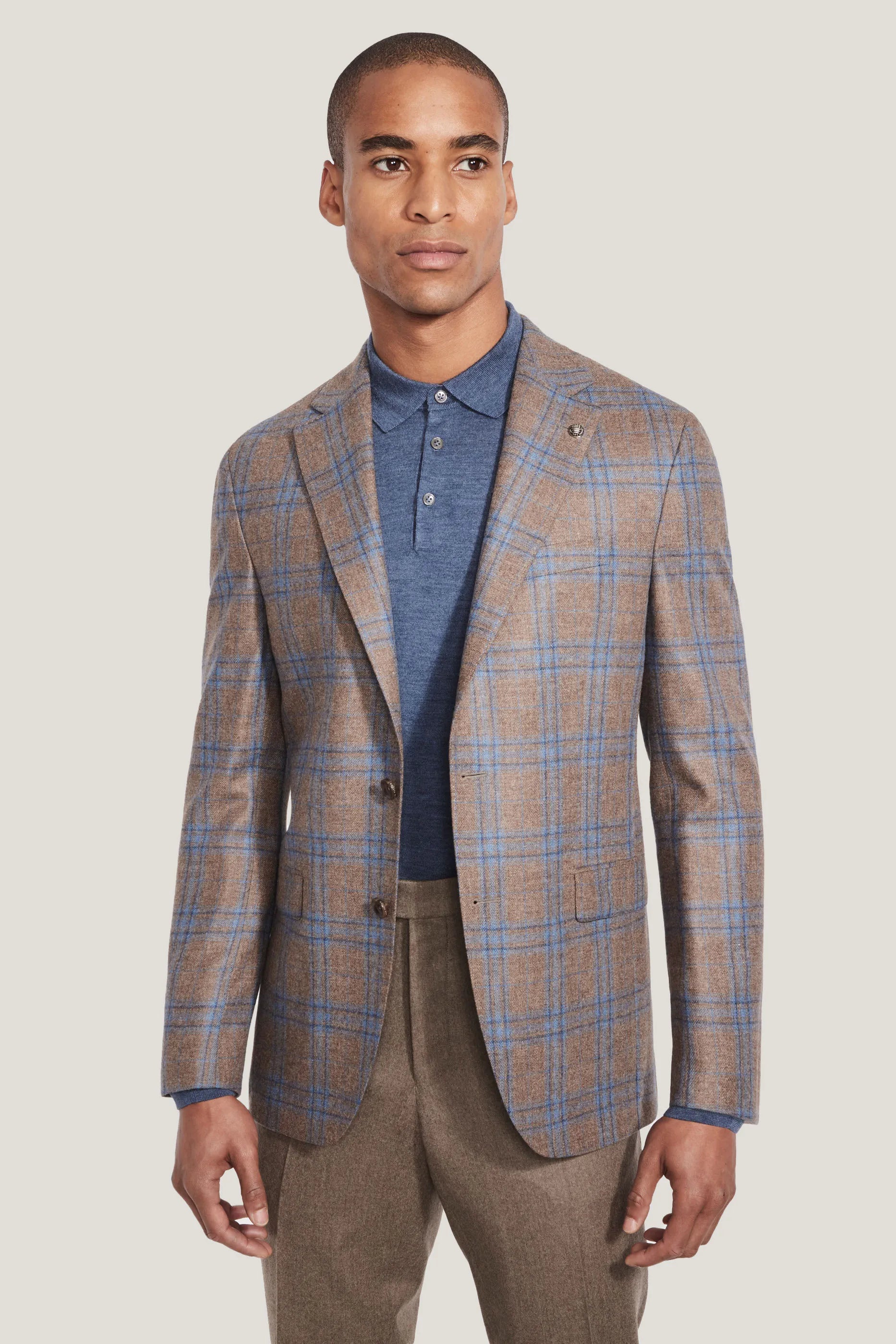 Alt view Camel Plaid Blazer