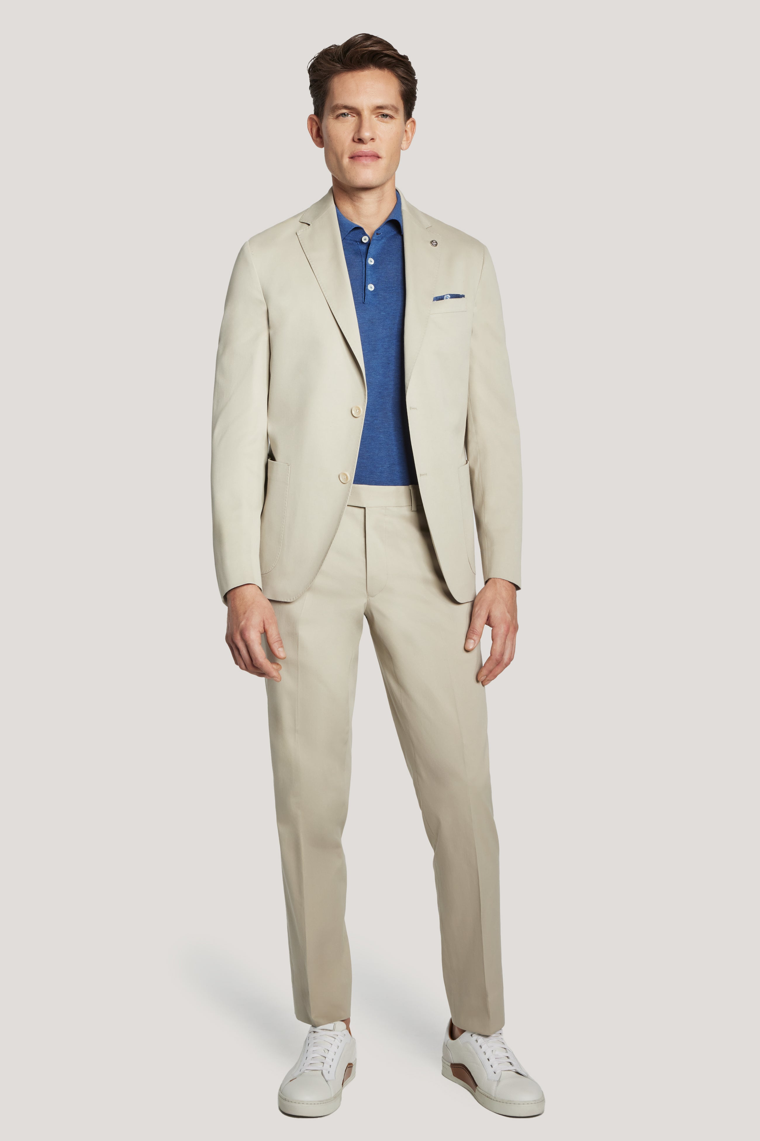 Alt view 1 Taupe Solid Suit